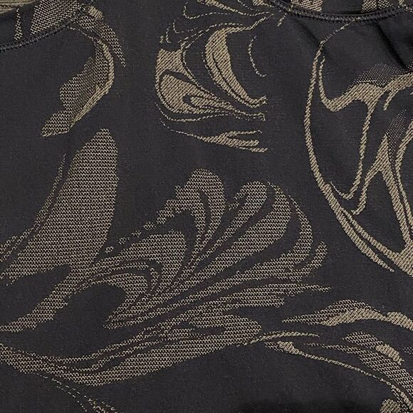 Athleta Momentum Tank Top Seamless Black Paisley Racerback Size Small - Picture 12 of 12